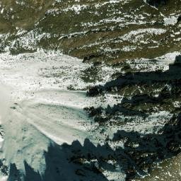 Satellite imagery of Lāṅlā Dhurbuk Ḍā̃ḍā, NP