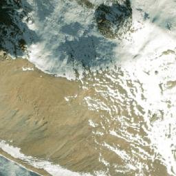 Satellite imagery of Lāṅlā Ghurbuk Lek, NP