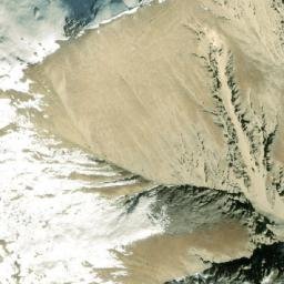 Satellite imagery of Lāṅlā Ghurbuk Lek, NP