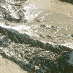 Satellite imagery of Kimdoṅ Lā, NP