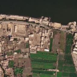 Satellite imagery of Khashm az Zīnah, EG