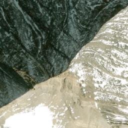 Satellite imagery of Khābre Kādh Lek, NP