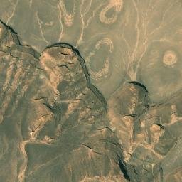 Satellite imagery of Naqb Abū Ḩanḑal, EG