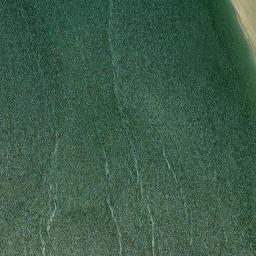 Satellite imagery of Ḩanak Umm az Zalaţ, EG