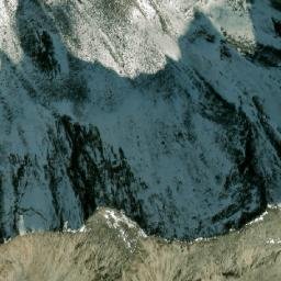 Satellite imagery of Chaudhabis Ḍā̃ḍā, NP