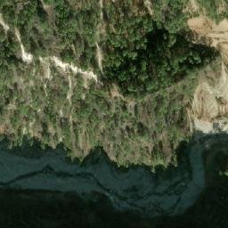 Satellite imagery of Syā̃lā Jā̃de, NP