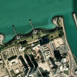 Satellite imagery of Ra’s al Arḑ, KW
