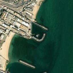 Satellite imagery of Ra’s al Arḑ, KW