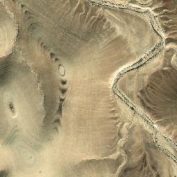 Satellite imagery of Naqb Khuḑrah, EG