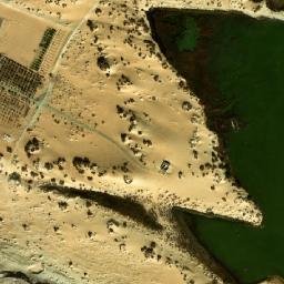 Satellite imagery of Qārat al Ḩājj Raḩḩūmah, EG