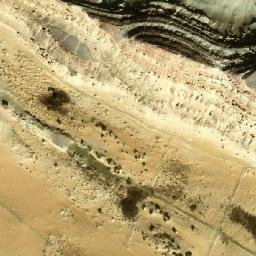 Satellite imagery of Qārat al Ḩājj Raḩḩūmah, EG
