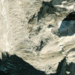 Satellite imagery of Chāṅmār Lek, NP