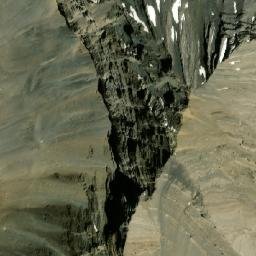 Satellite imagery of Chuṅlā Lek, NP