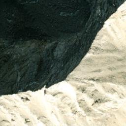 Satellite imagery of Chāṅmār Lek, NP