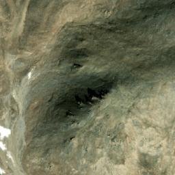 Satellite imagery of Qomo, CN