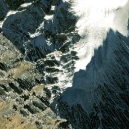 Satellite imagery of Thāraṅ Lek, NP