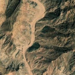 Satellite imagery of Tilāl Wa‘arah Jidā Dhāt Qimam min al Ḩajar ar Ramlī, EG