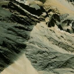 Satellite imagery of Ḍhākrāltyo Lek, NP