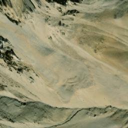 Satellite imagery of Ḍhākrāltyo Lek, NP