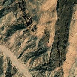 Satellite imagery of Tilāl Wa‘arah Jidā Dhāt Qimam min al Ḩajar ar Ramlī, EG