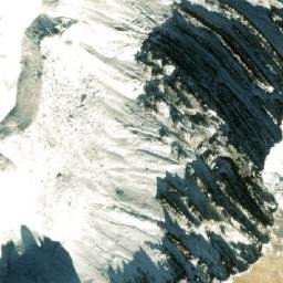 Satellite imagery of Kḥoplā Lek, NP