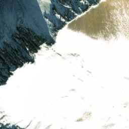 Satellite imagery of Kḥoplā Lek, NP