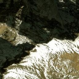 Satellite imagery of Hiṅkar Lek, NP