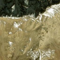 Satellite imagery of Hiṅkar Lek, NP
