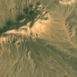 Satellite imagery of Qārat Maghnīnī, EG