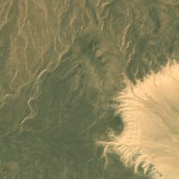 Satellite imagery of Qārat Maghnīnī, EG