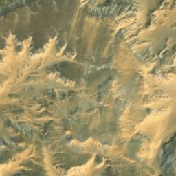 Satellite imagery of Al ‘Ilw al Aḩmar al Qiblī, EG