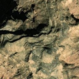 Satellite imagery of Jabal Munājāh, EG