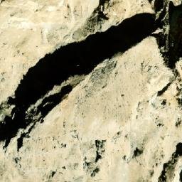 Satellite imagery of Phalkāṅ Ḍā̃ḍā, NP