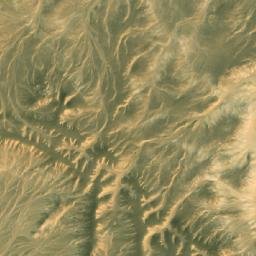 Satellite imagery of Al Hadāhīd al Baḩrīyah, EG