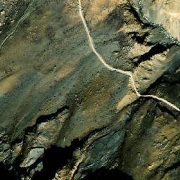 Satellite imagery of Par La, CN