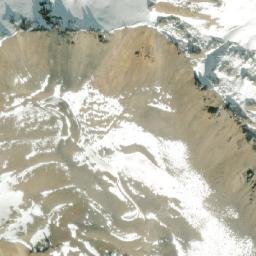 Satellite imagery of Wabai La, CN