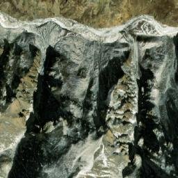 Satellite imagery of Luṅgre, NP