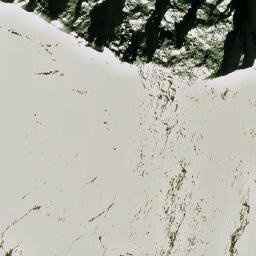 Satellite imagery of Phojuṅ Lek, NP