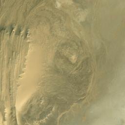 Satellite imagery of Saţḩ al Ḩamrah, EG