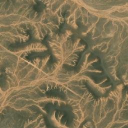 Satellite imagery of Jarf Khuşwá, EG