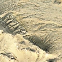 Satellite imagery of Ţal‘at al Bāzim, EG