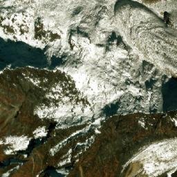 Satellite imagery of Zhowa Kungla, CN