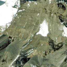 Satellite imagery of Lāpuchuṅ, CN
