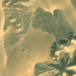 Satellite imagery of ‘Ilw Raḑīyah, EG