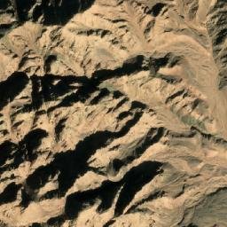 Satellite imagery of Jabal Umm Mişmah, EG
