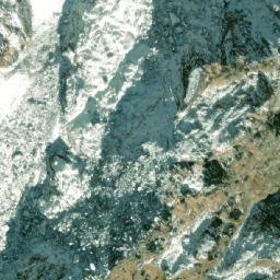 Satellite imagery of Pharak Ḍā̃ḍā, NP
