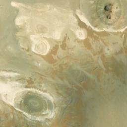 Satellite imagery of Tall Makhrūţī, EG