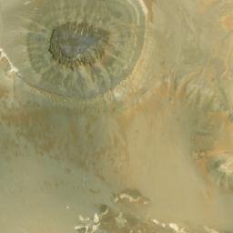 Satellite imagery of Tall Makhrūţī, EG