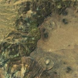 Satellite imagery of Naqb al Bahnasāwī, EG