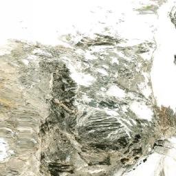 Satellite imagery of Lāṅṭāṅ Ri̇̄, CN